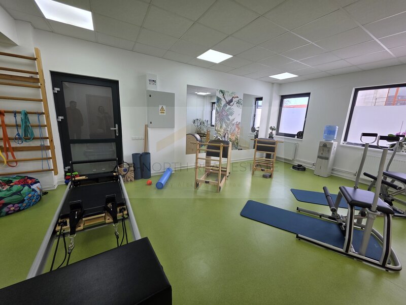 Otopeni, 23 August, spatiu de inchiriat, ideal activitati educationale & sport.