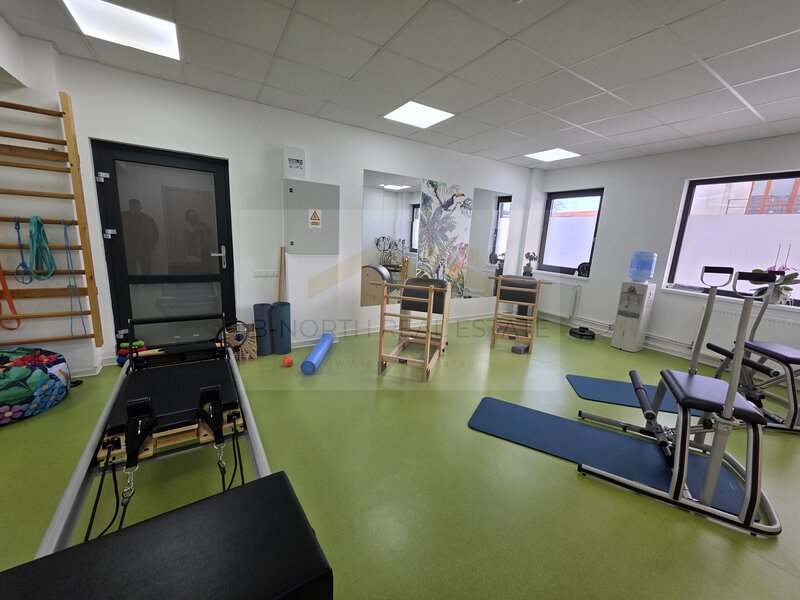 Otopeni, 23 August, spatiu de inchiriat, ideal activitati educationale & sport.