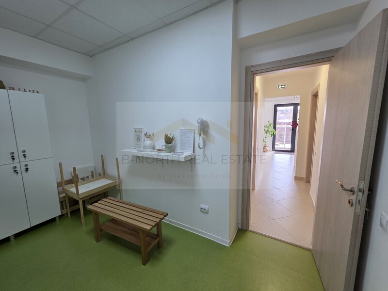 Otopeni, 23 August, spatiu de inchiriat, ideal activitati educationale & sport.